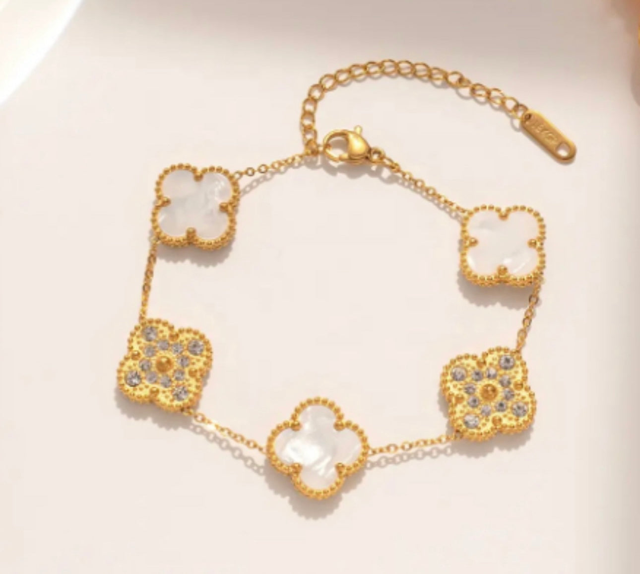 White Gold Clover Bracelet