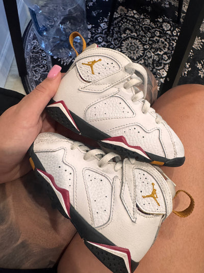 Size 8C toddler Jordan’s