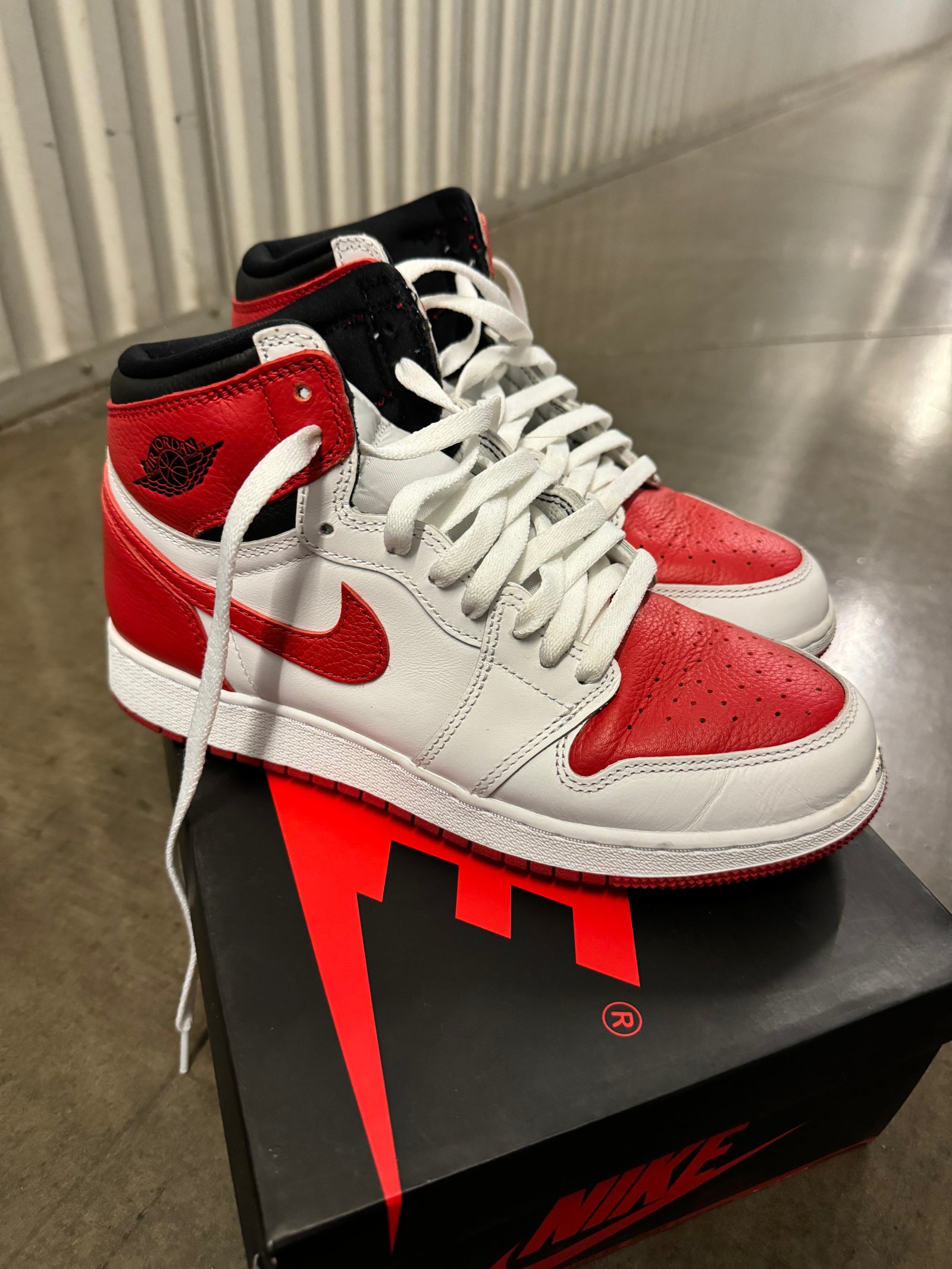 Used 9/10 Jordan size 7Y