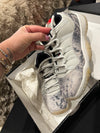 PreOwned Jordan 11 sz 7y